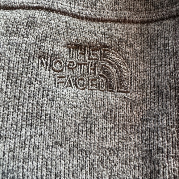 The North Face Boys LG Gray Yellow 1/2 Zip Fleece Pullover Sweatshirt Sweater - Picture 5 of 9